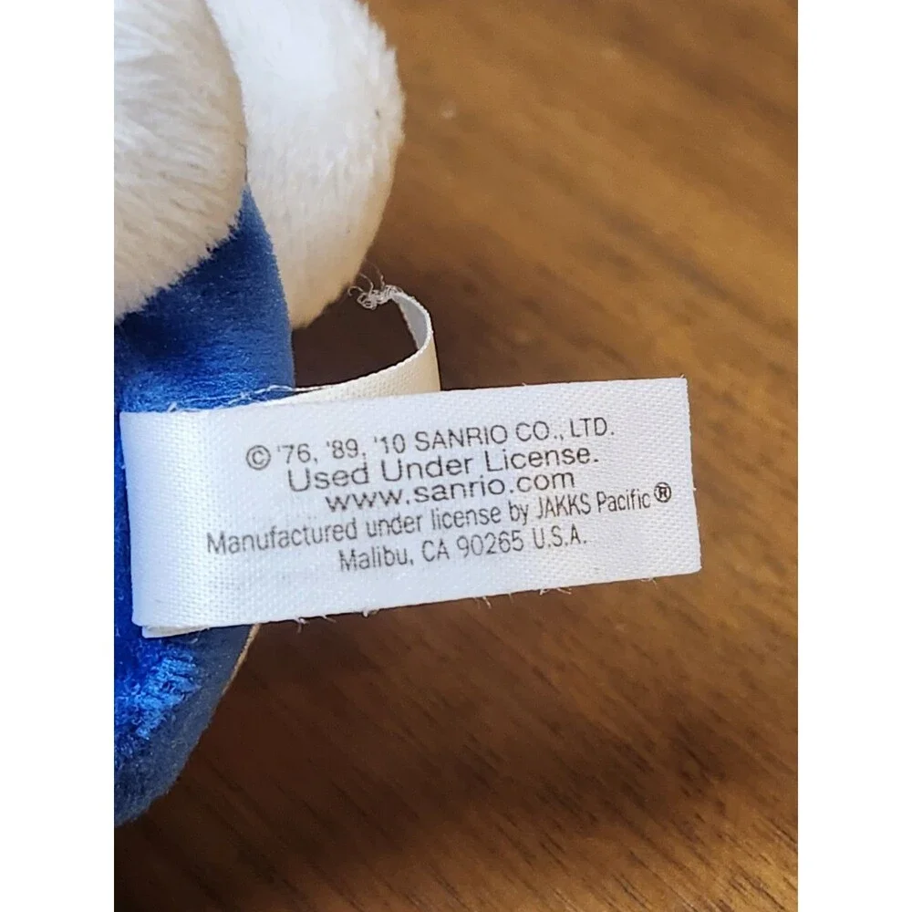Jakks Pacific Sanrio Hello Kitty Plush in Blue Outfit 2010‎